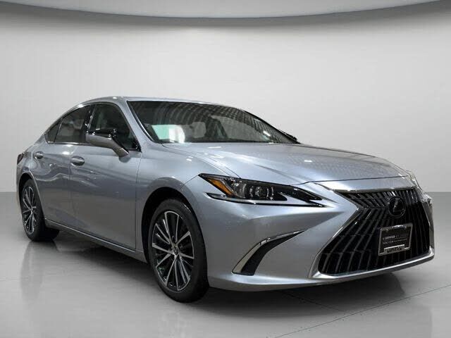 2024 LEXUS ES