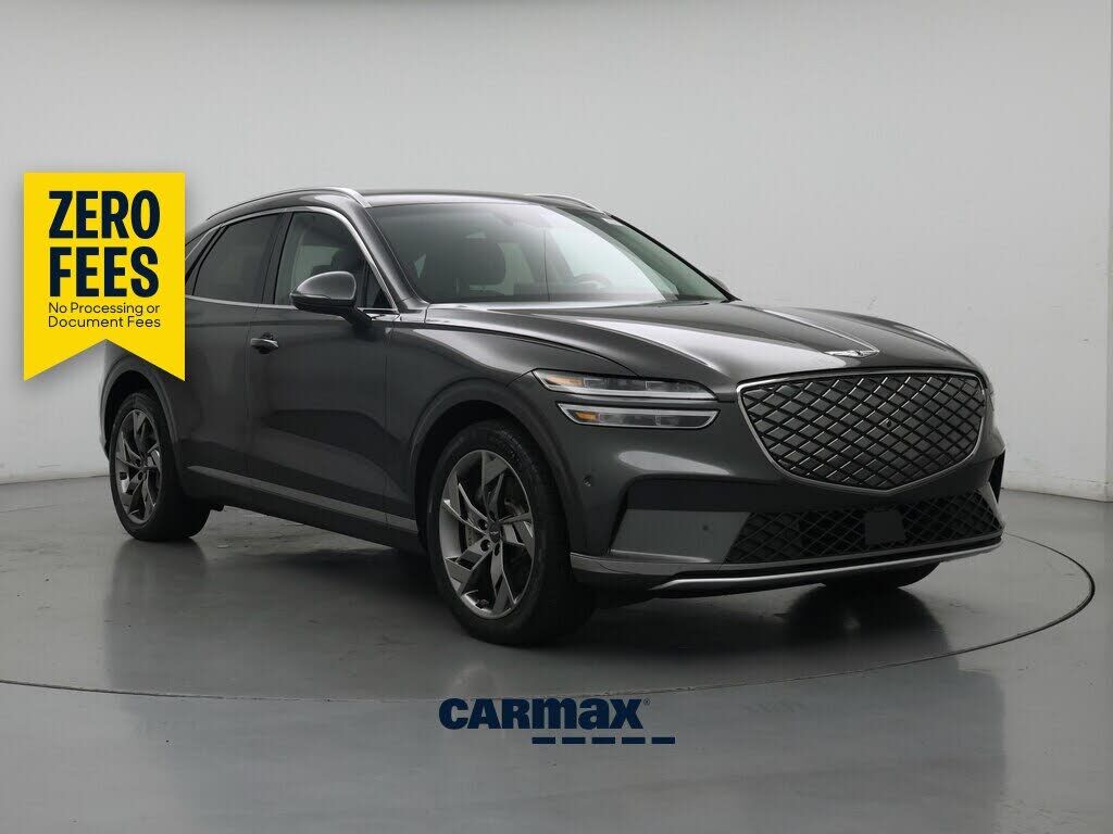2023 GENESIS GV70