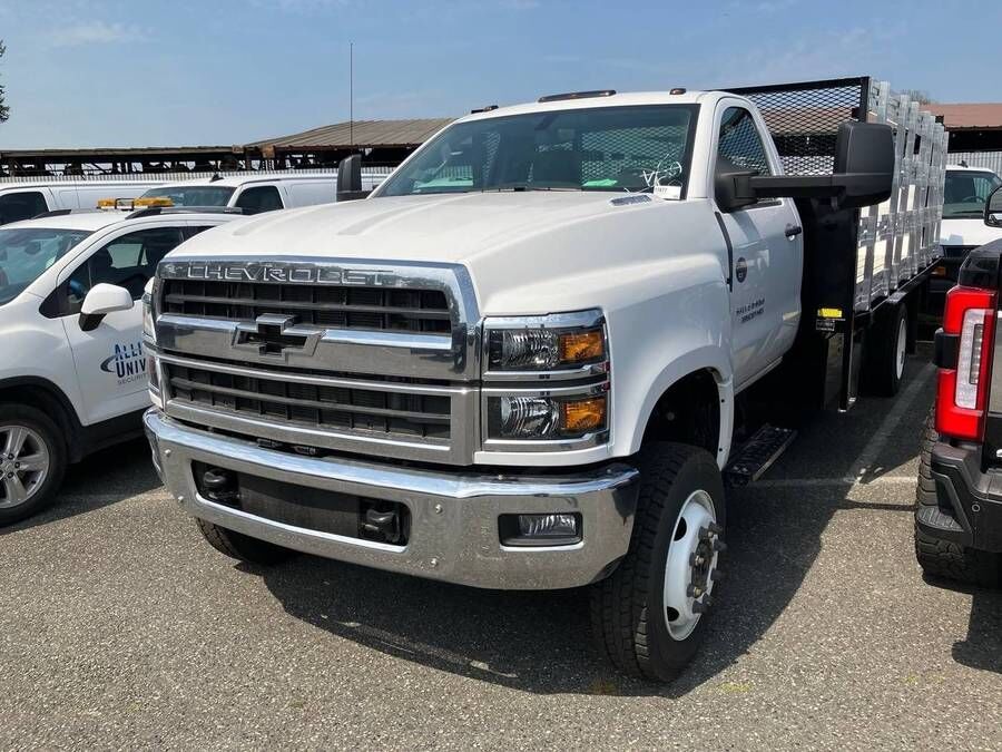 2024 GMC Silverado Medium Duty