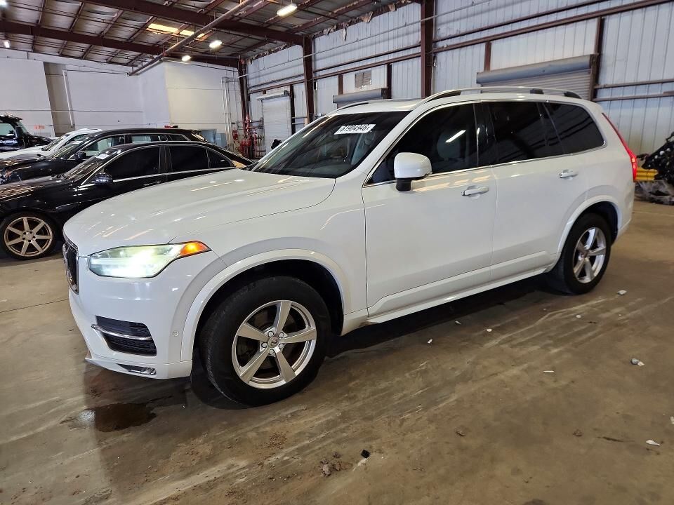 2017 VOLVO XC90