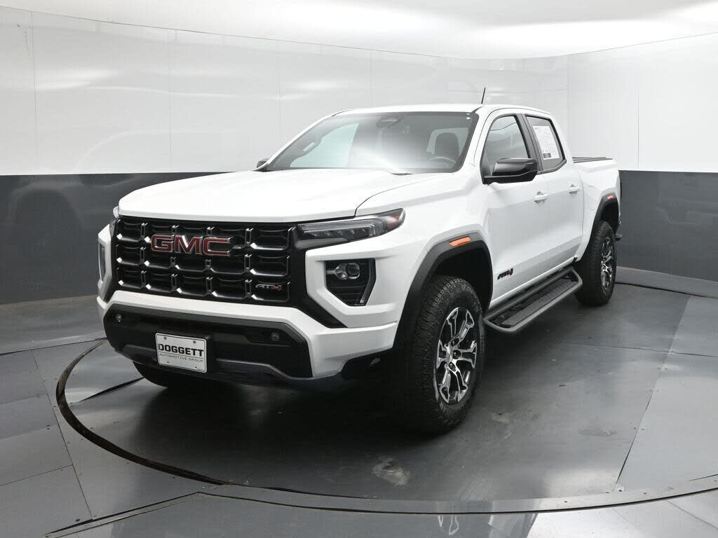 2024 GMC Canyon
