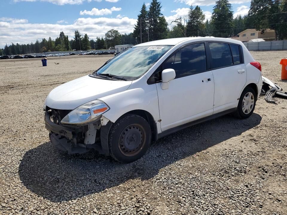 2011 NISSAN Versa