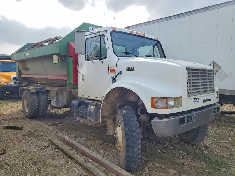 1999 INTERNATIONAL 4800