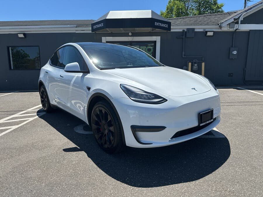 2020 TESLA Model Y