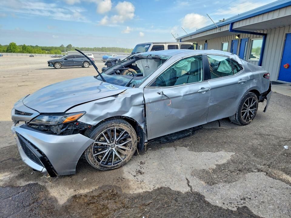 2023 TOYOTA Camry