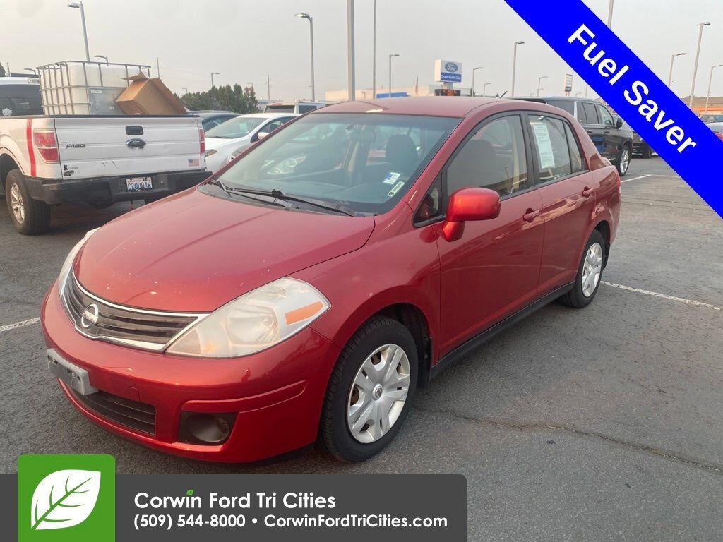2011 NISSAN Versa