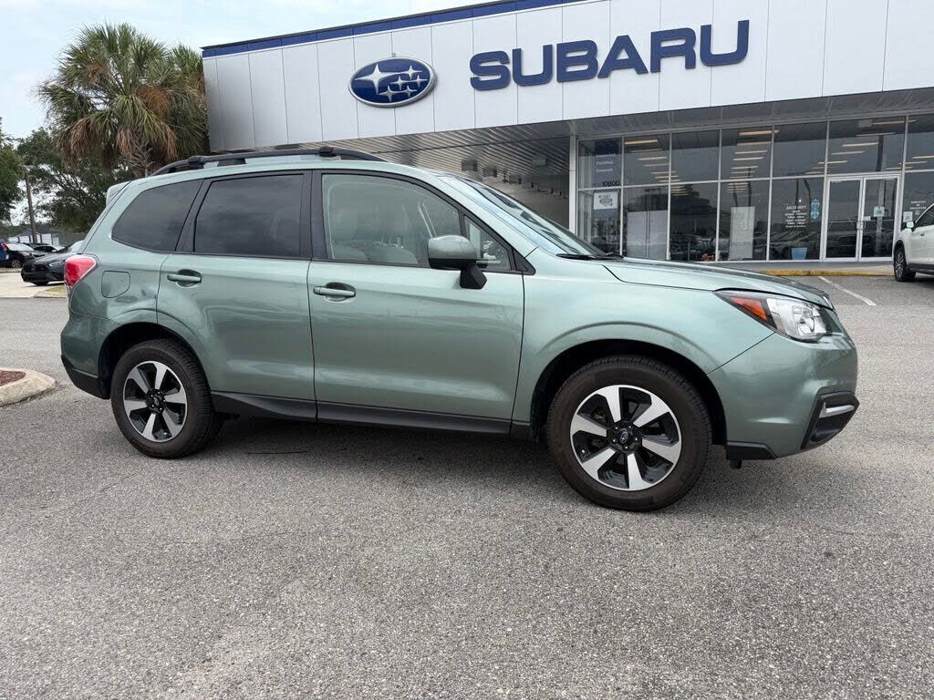 2018 SUBARU Forester