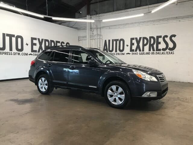 2011 SUBARU Outback