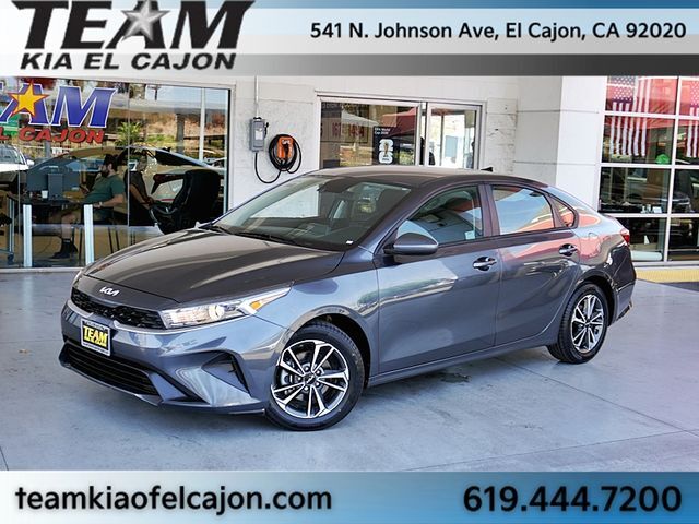 2023 KIA Forte