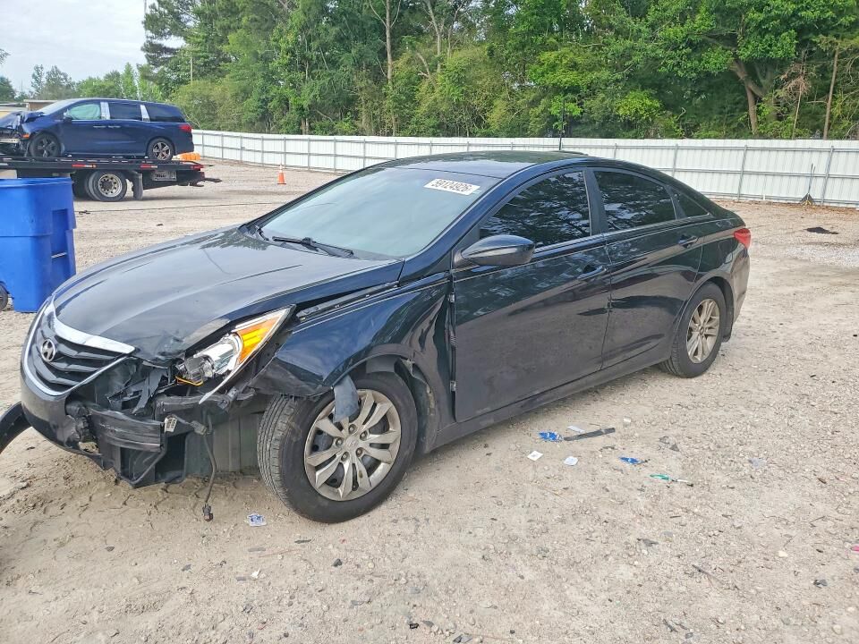 2013 HYUNDAI Sonata