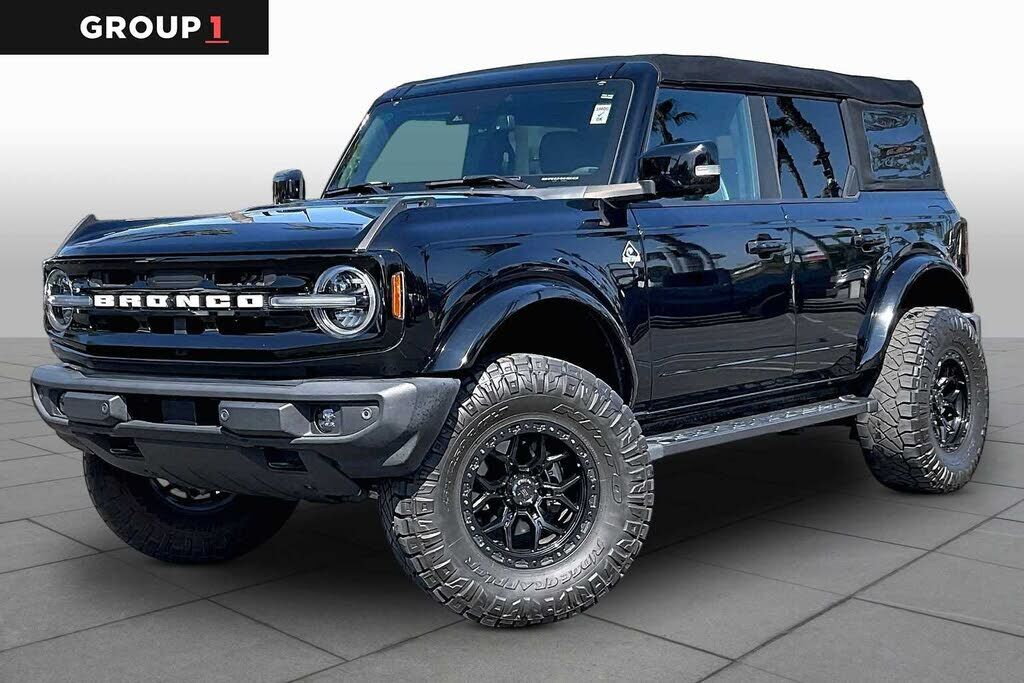 2023 FORD Bronco