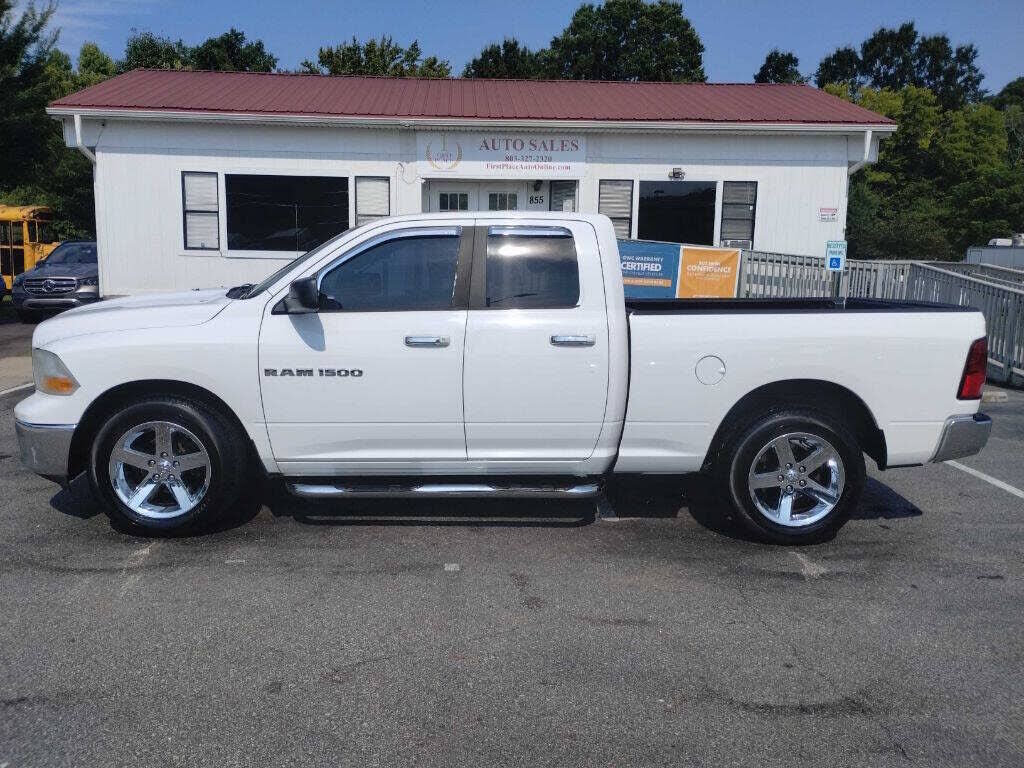 2012 DODGE Ram