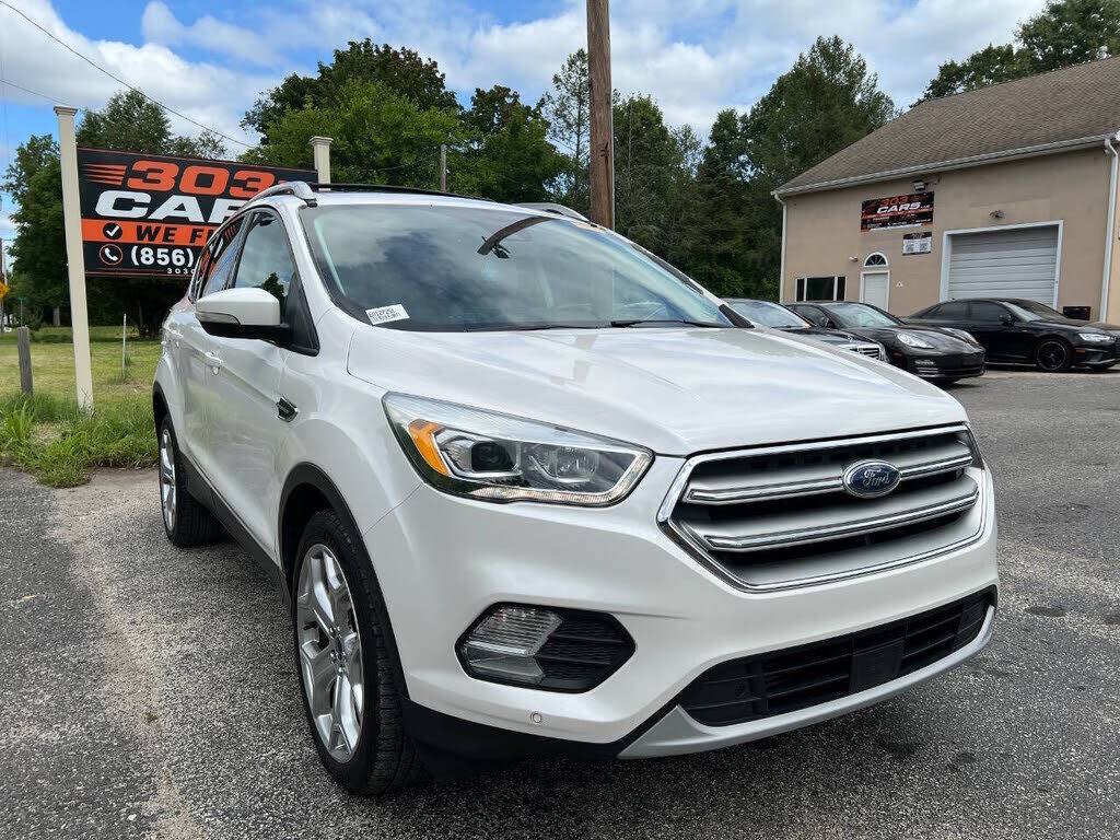 2017 FORD Escape