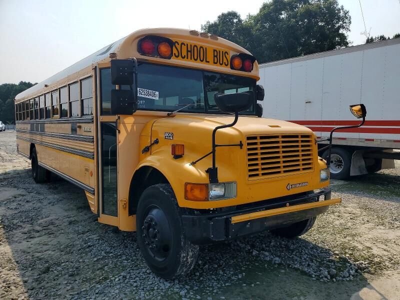 1997 INTERNATIONAL 3800