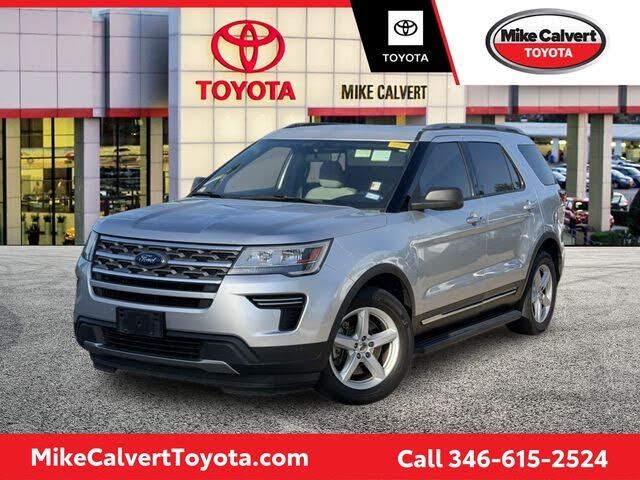 2018 FORD Explorer