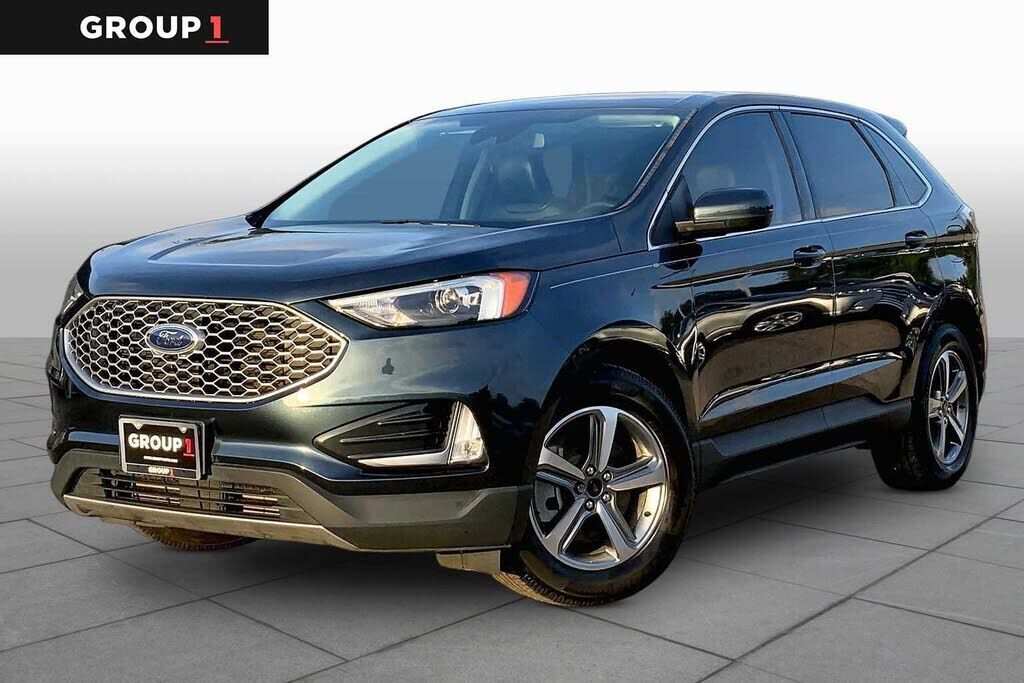 2023 FORD Edge