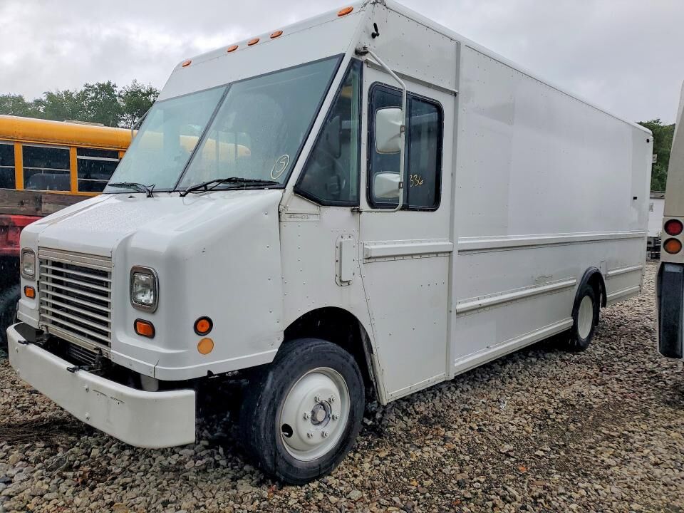 2005 FREIGHTLINER MT 45 Chassis