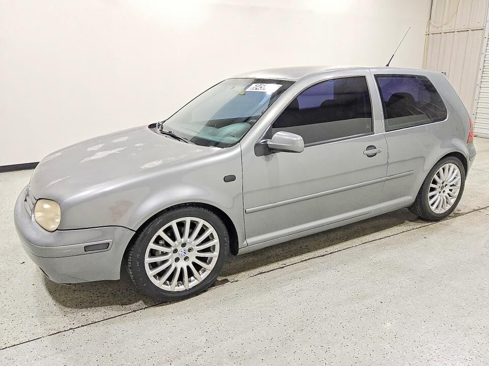 2004 VOLKSWAGEN Golf