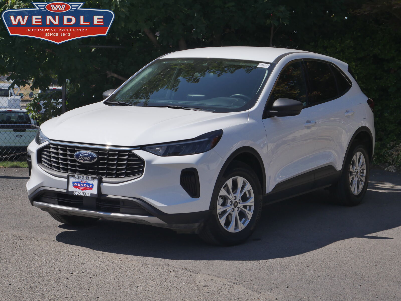 2024 FORD Escape