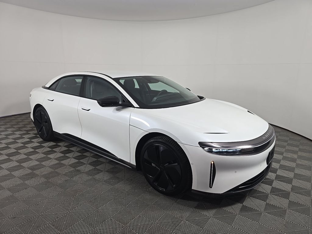 2025 LUCID Air