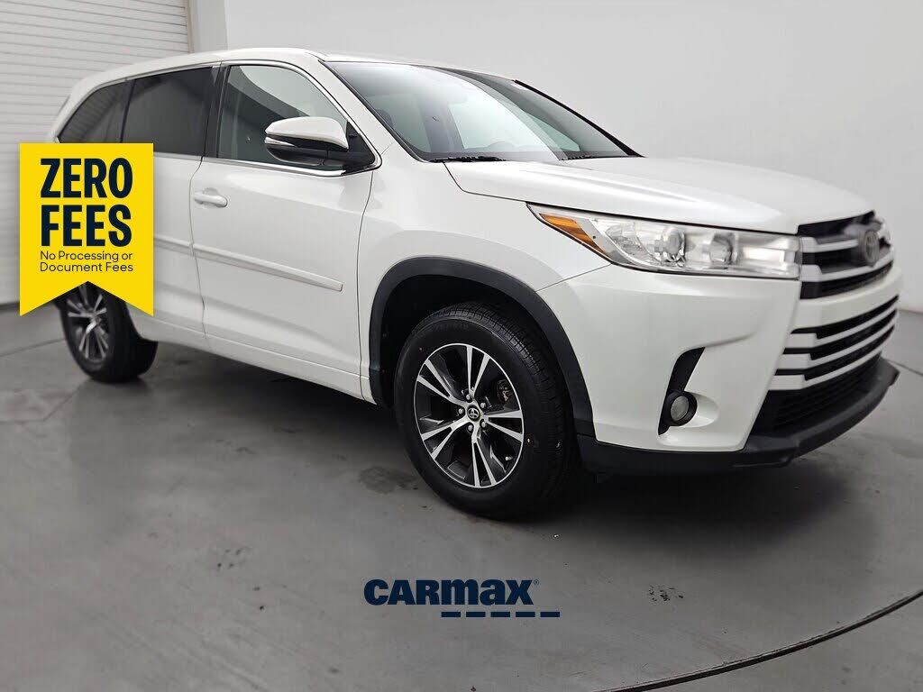 2017 TOYOTA Highlander