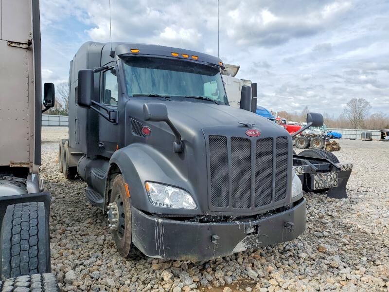 2016 PETERBILT 579