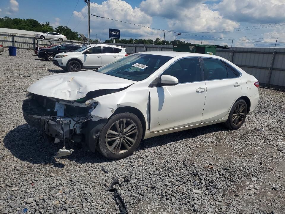 2016 TOYOTA Camry