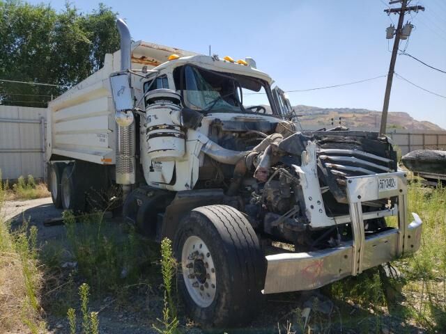 1999 MACK RD
