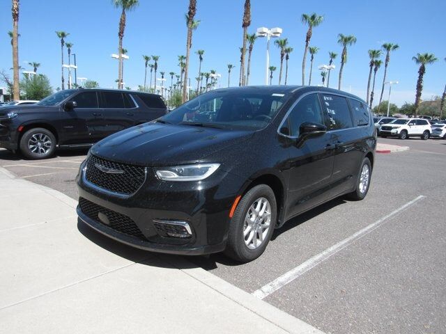 2025 CHRYSLER Pacifica