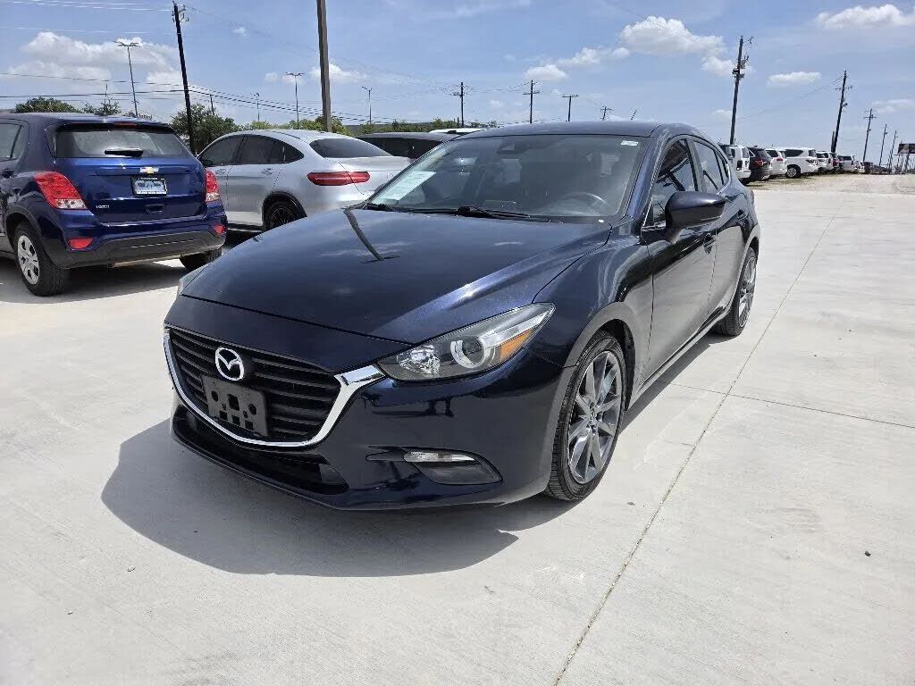 2018 MAZDA Mazda3