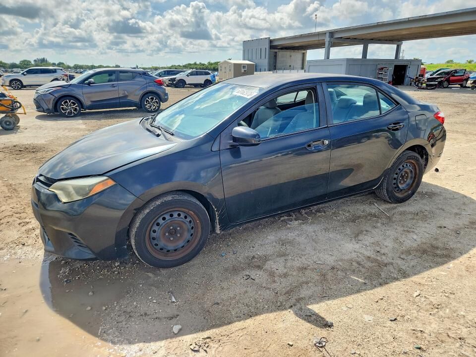 2014 TOYOTA Corolla