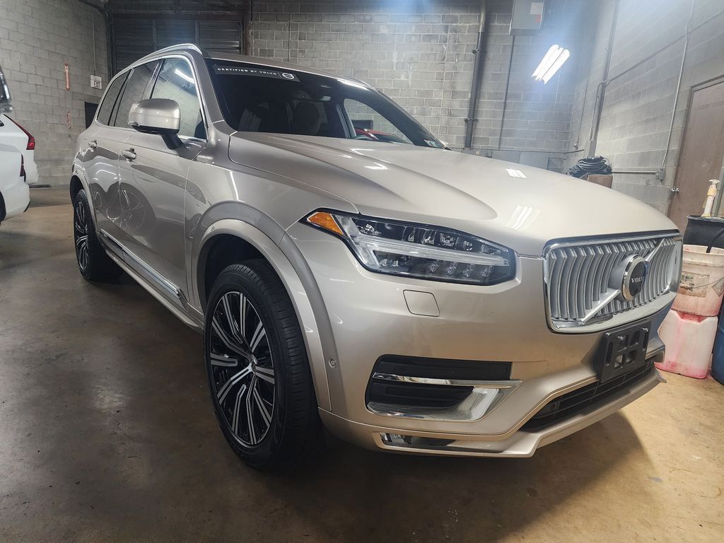 2024 VOLVO XC90