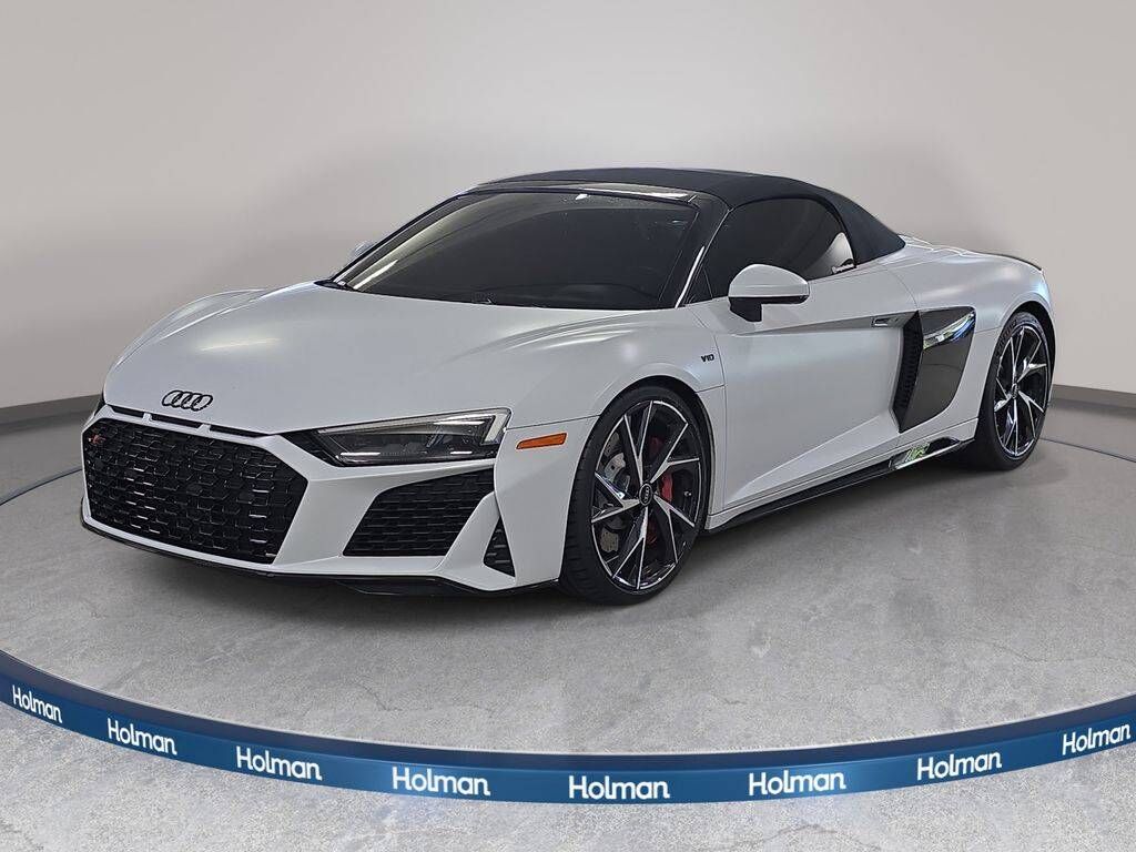 2021 AUDI R8