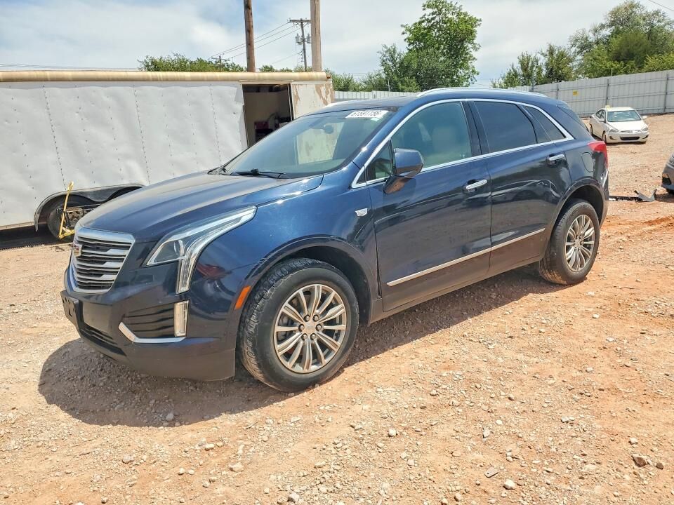 2017 CADILLAC XT5