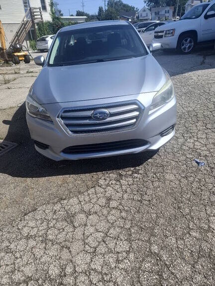 2017 SUBARU Legacy