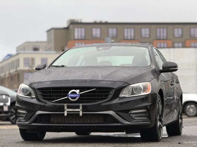 2017 VOLVO S60