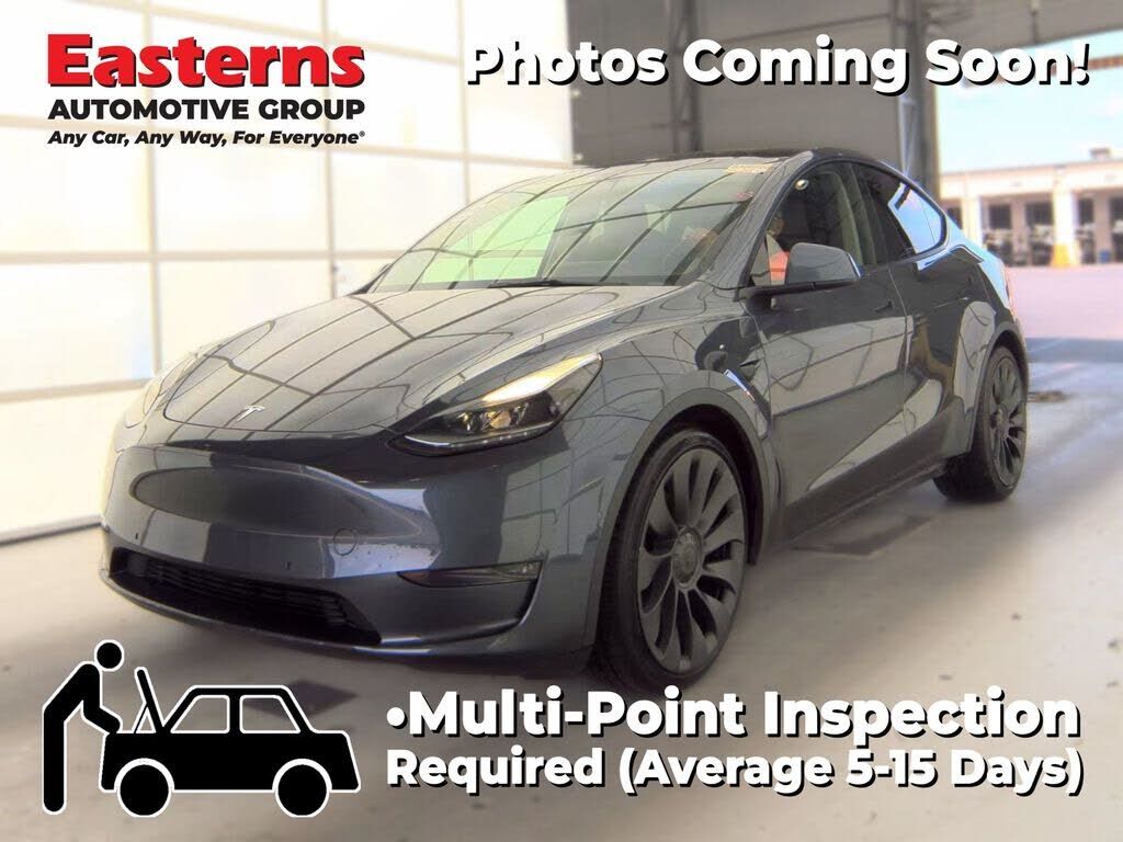 2022 TESLA Model Y