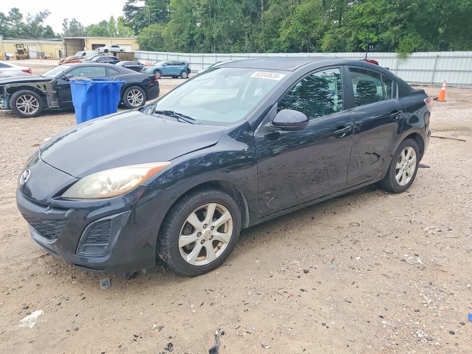 2010 MAZDA Mazda3