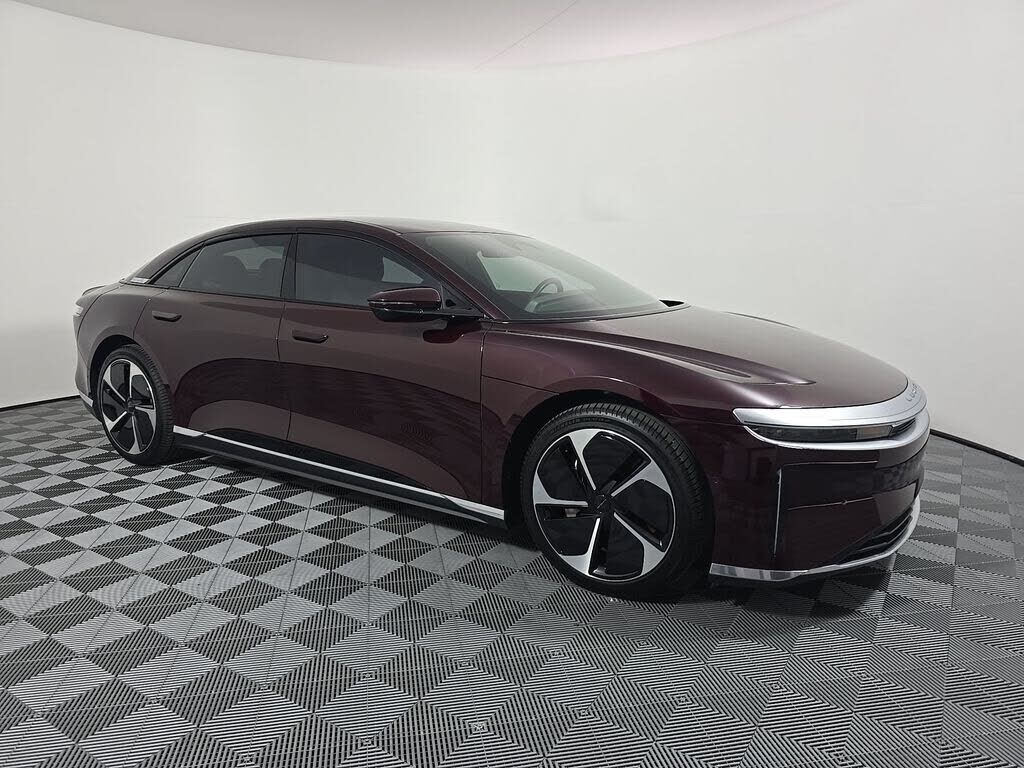 2025 LUCID Air