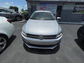 2014 VOLKSWAGEN Jetta