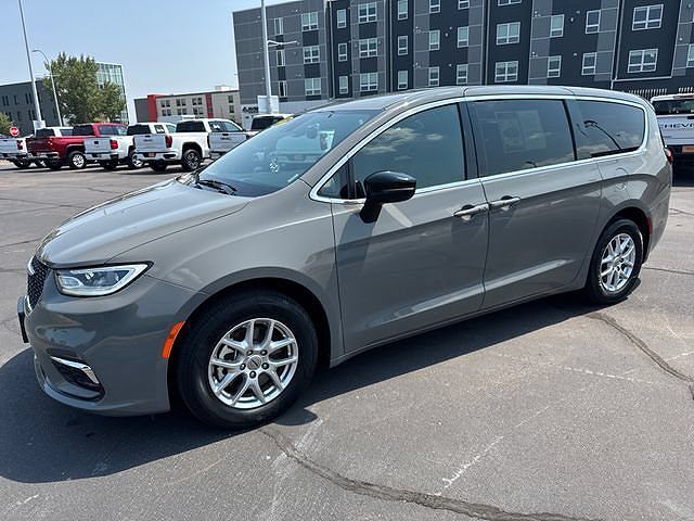 2025 CHRYSLER Pacifica