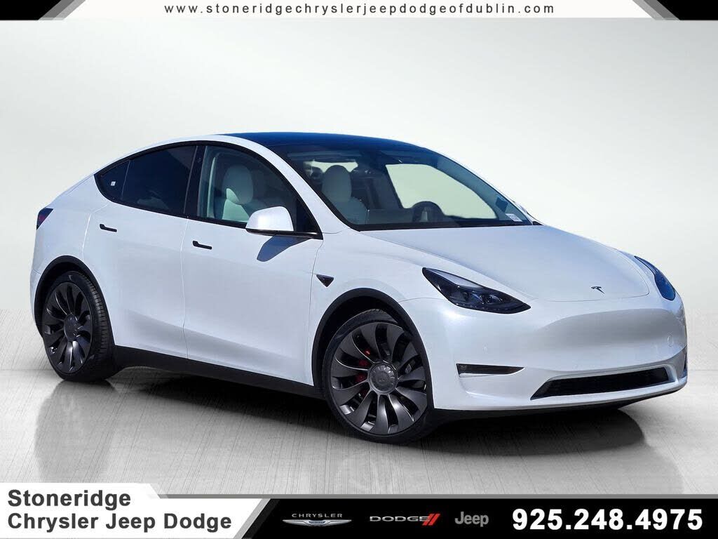 2022 TESLA Model Y