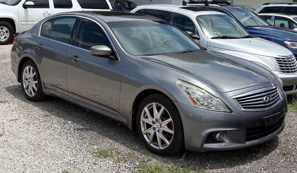 2012 INFINITI G37