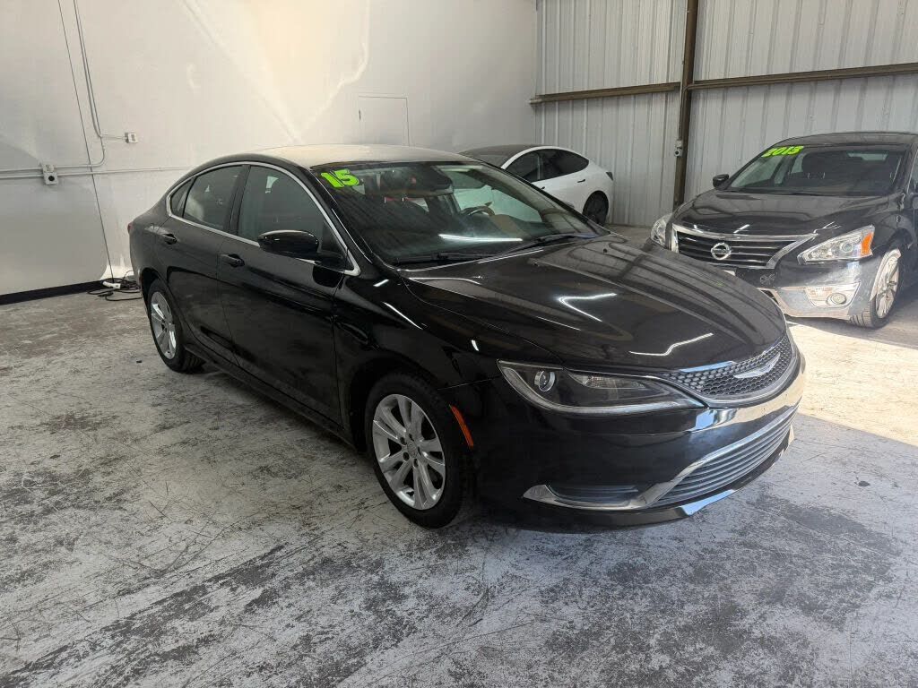 2015 CHRYSLER 200