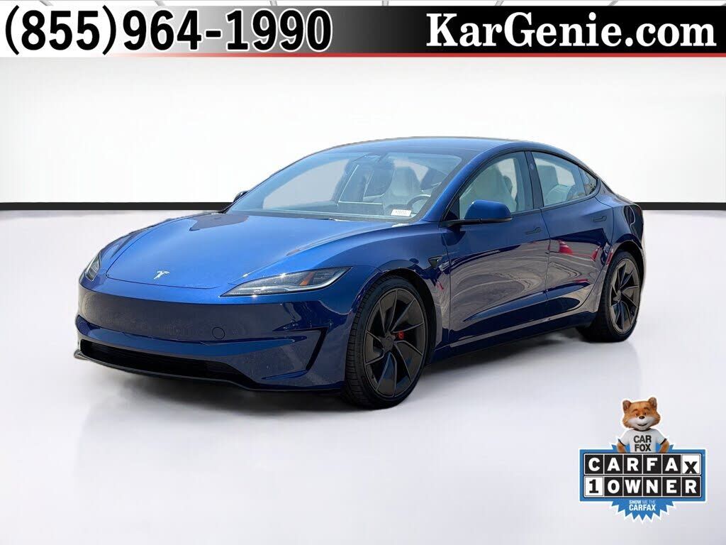 2025 TESLA Model 3
