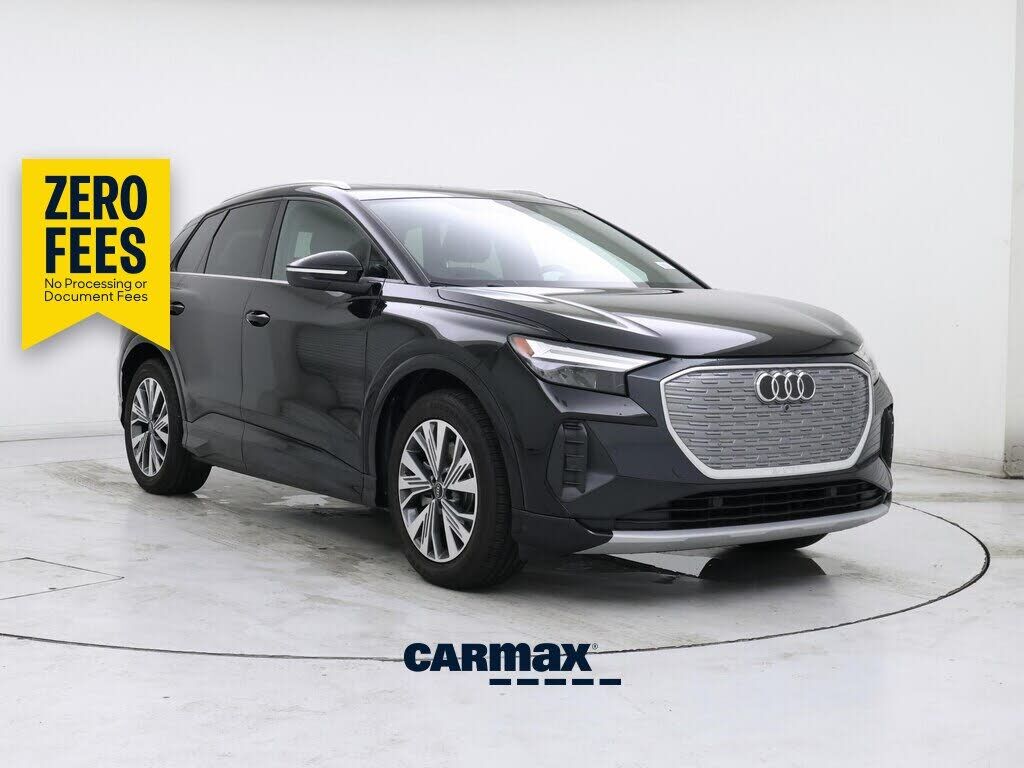 2023 AUDI Q4