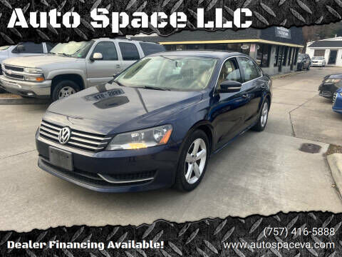 2013 VOLKSWAGEN Passat