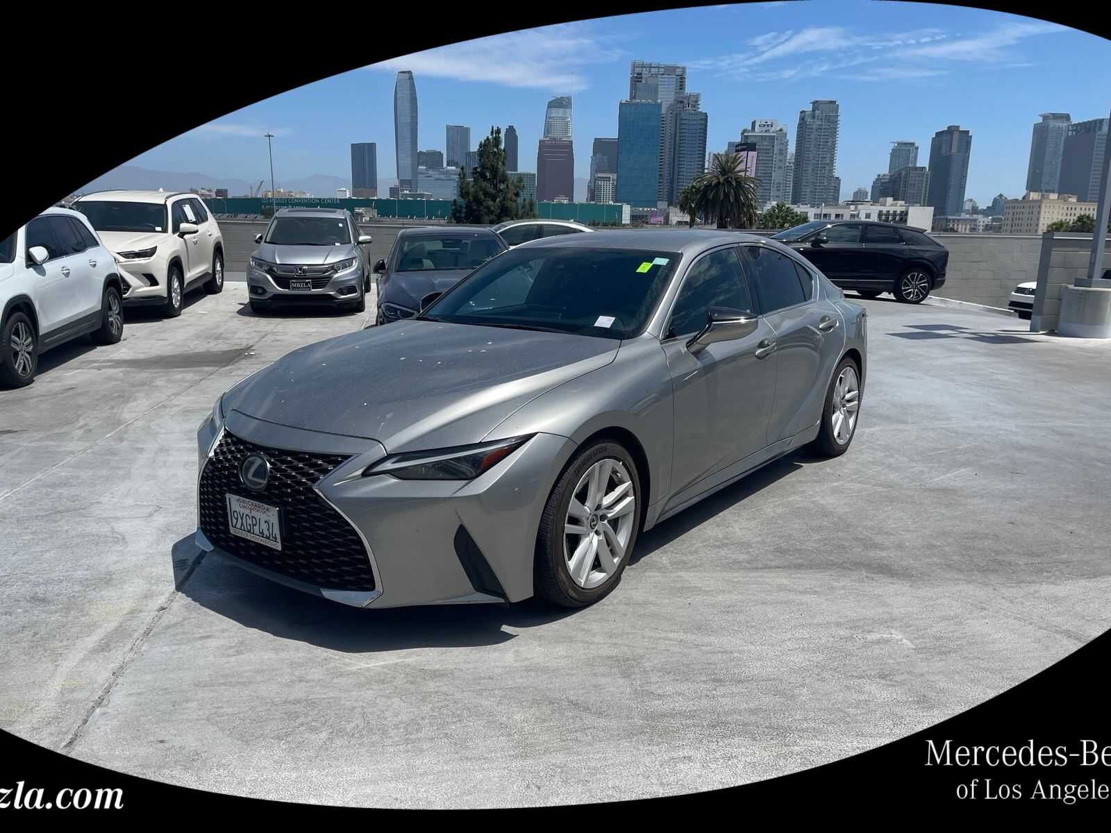 2021 LEXUS IS