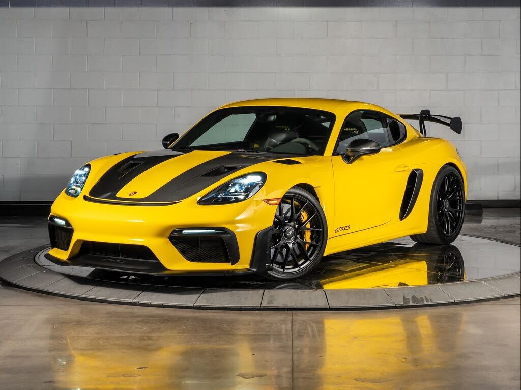 2025 PORSCHE 718