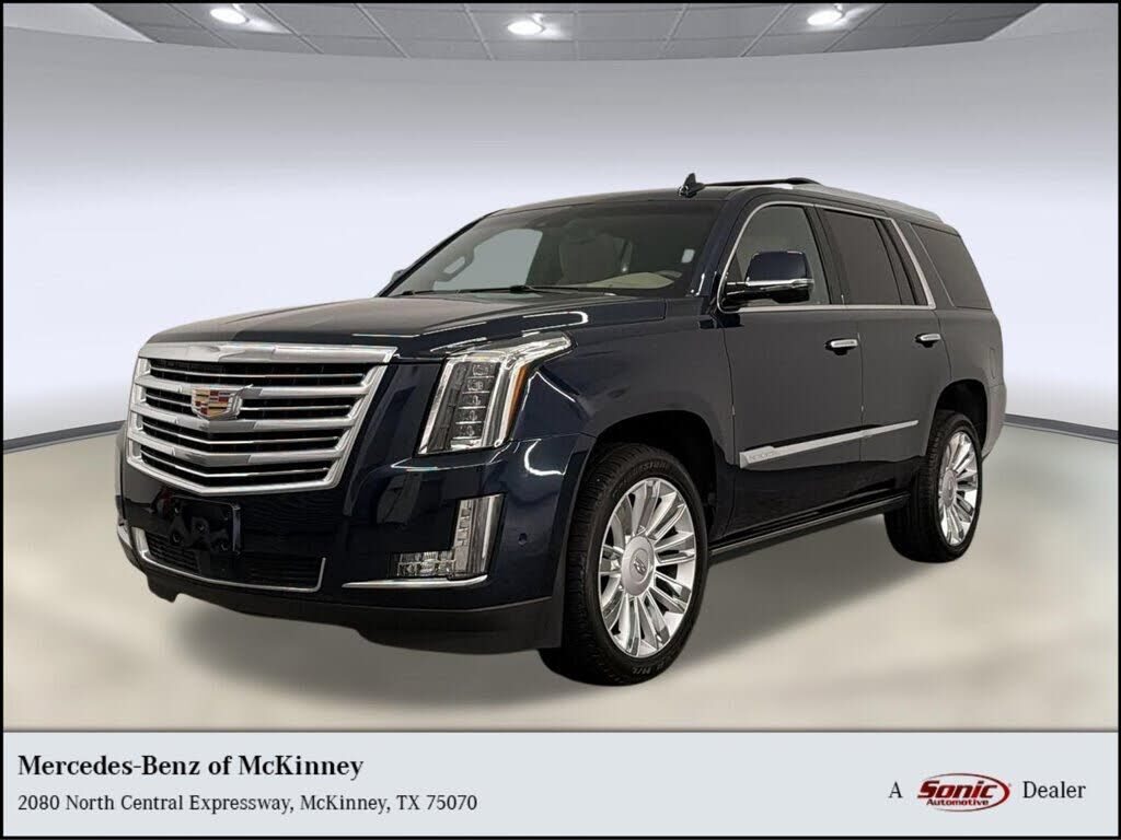 2019 CADILLAC Escalade